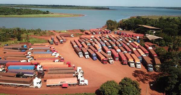 La Nación / Pobladores de Mbaracayú están impacientes ante tardanza para inicio de asfalto a Puerto Indio