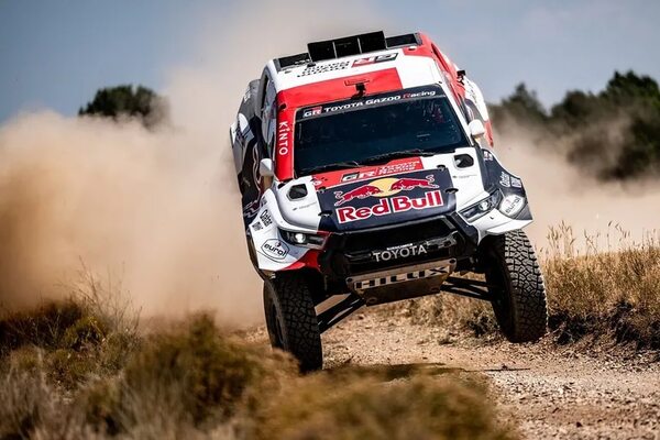 Ross Branch y Al-Attiyah ganan el prólogo del Rally de Marruecos - ABC Motor 360 - ABC Color