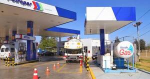 La Nación / Piden que todas las estaciones de Petropar apliquen la rebaja de precios de combustibles