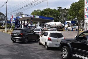 Camioneros mantendrán conversaciones con autoridades del Gobierno   - Economía - ABC Color