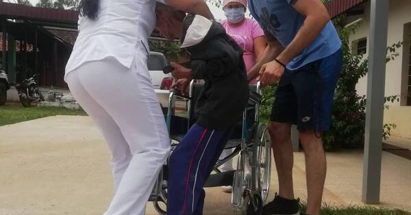La Nación / Piden políticas públicas y respeto para abuelitos