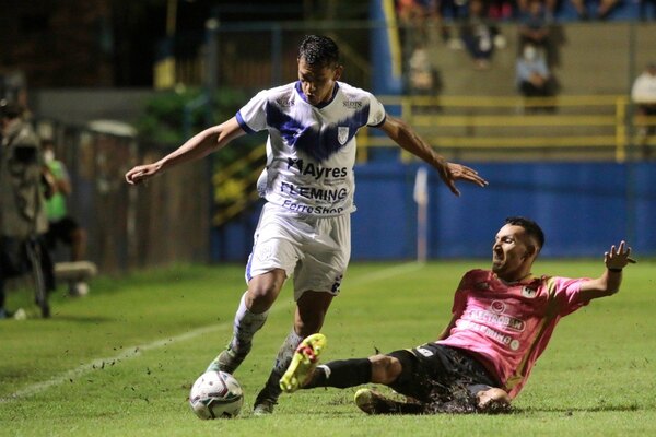 El clásico de Barrio Jara y un choque crucial por el promedio