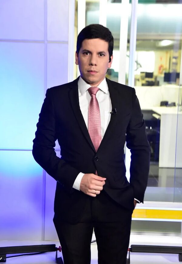 Darío Ibarra, un apasionado del periodismo deportivo - Gente - ABC Color
