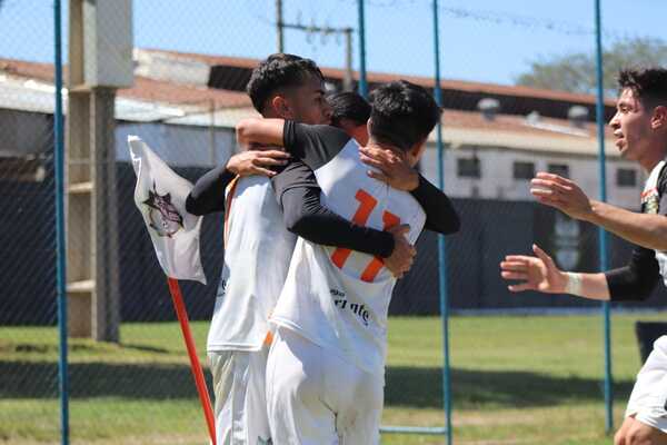 Diario HOY | General Díaz sigue en carrera por volver a la Intermedia