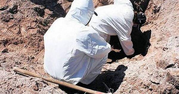 La Nación / Libia: encuentran en fosa común 42 cuerpos