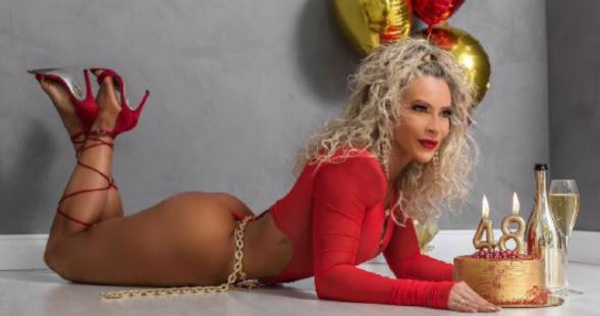 Crónica / ¡Tremenda! Mami de Bruna regaló su lado más hot por su cumple