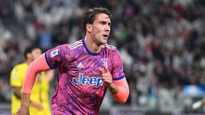 Juventus reacciona de la mano de Vlahovic