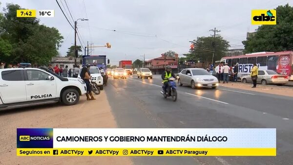 Camioneros y gobierno mantendrán diálogo - ABC Noticias - ABC Color