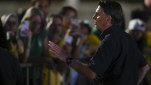 "Vencimos a la mentira": Bolsonaro se mostró optimista de cara al balotaje en Brasil