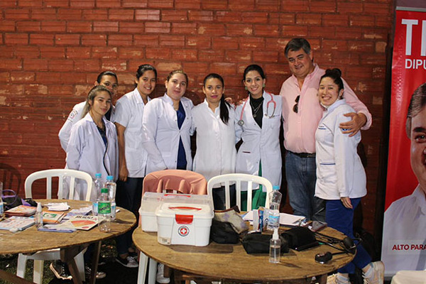 Universidad Privada del Este lleva atención médica al barrio Ciudad Nueva de CDE | DIARIO PRIMERA PLANA