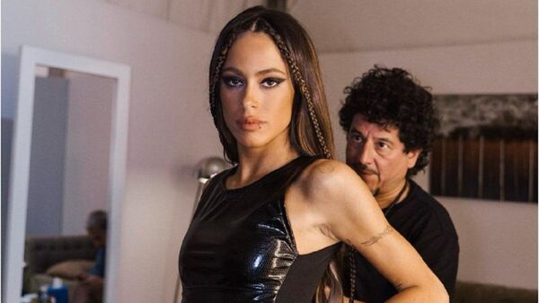 En medio del escándalo Tini Stoessel volvió a mostrar su ombligo