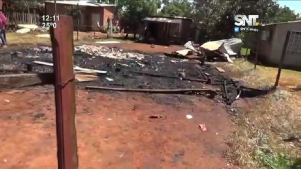Incendió la casa de su mamá - SNT