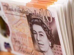 Petición de elecciones inmediatas en Reino Unido gana apoyo tras caída de libra | Internacionales | 5Días