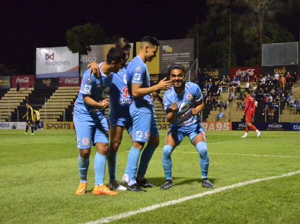 Triunfo de Resistencia en el cierre de la fecha 14 - APF