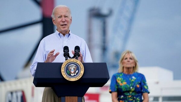 Biden promete reconstruir Puerto Rico tras paso de huracán