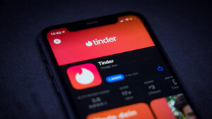 Diario HOY | Acudió a una cita de Tinder y terminó asaltado por una pareja de atracadores