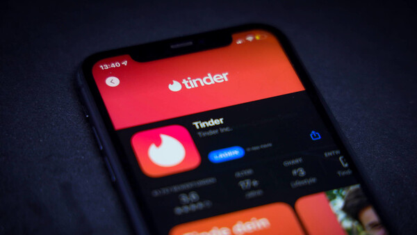 Diario HOY | Acudió a una cita de Tinder y terminó asaltado por una pareja de atracadores