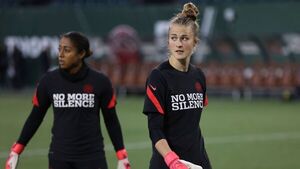 Diario HOY | Las futbolistas de EE.UU. exigen medidas tras informe sobre abusos en la liga