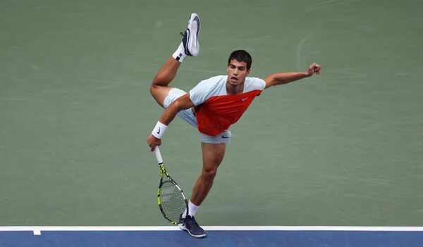 Alcaraz pierde en su primer partido como número 1 mundial - Tenis - ABC Color