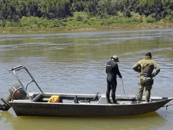 Niño que cayó al río Paraná sigue desaparecido e intensifican búsqueda · Radio Monumental 1080 AM