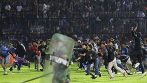 UEFA decreta minuto de silencio por la tragedia en Indonesia - El Independiente