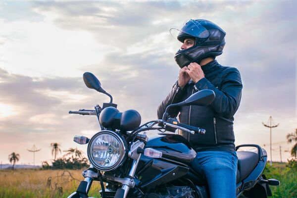 Más del 90% de motos en circulación se ensamblan en el país y avanza incorporación de buses eléctricos - MarketData