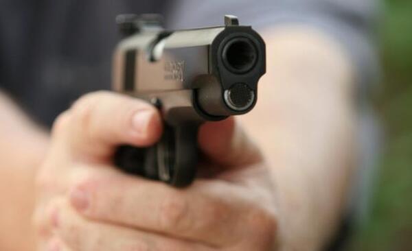 Asesinan a empresario frente a su casa | 1000 Noticias
