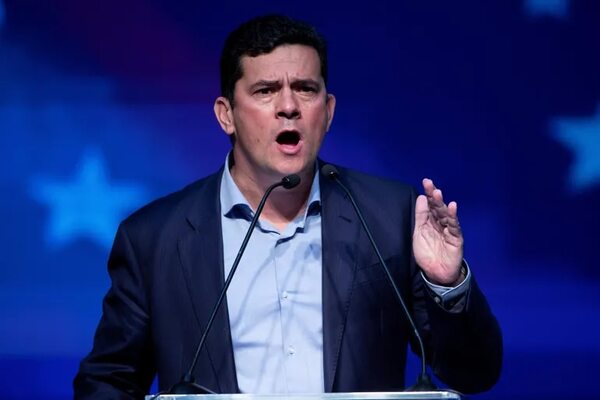 Exjuez que condenó a Lula anuncia su apoyo al presidente Bolsonaro - Mundo - ABC Color