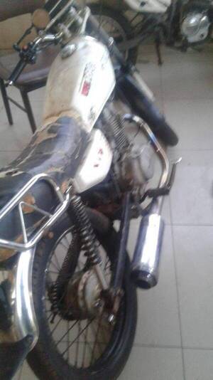 Crónica / Policía declara la guerra a carreras clandestinas de motocas en Yasy Kañy