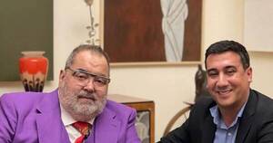 La Nación / Periodistas paraguayos visitaron a Jorge Lanata, quien los recibió con saludo en guaraní