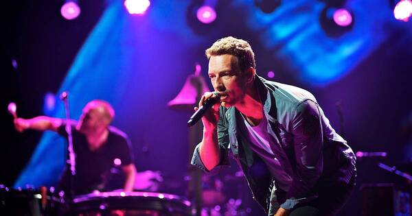La Nación / Coldplay suspendió sus conciertos en Brasil a raíz de la salud de Chris Martin