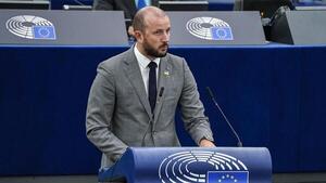 Virginijus Sinkevicius carga contra Elon Musk por sus propuestas para Ucrania - Revista PLUS