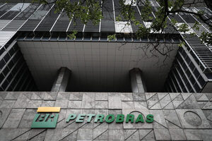Petrobras contrata una décima plataforma para el mayor campo petrolero de Brasil - MarketData