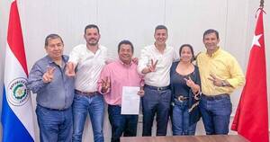 La Nación / Honor Colorado sigue sumando a importantes referentes partidarios