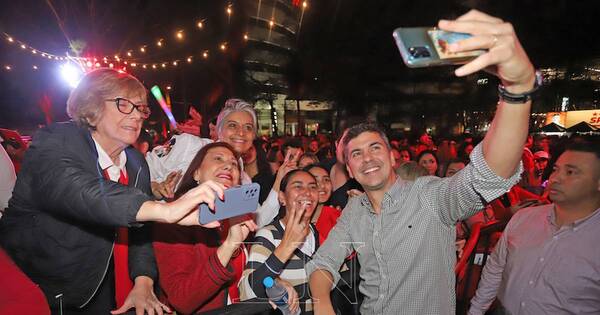 La Nación / Adultos mayores también tienen esperanza de un futuro mejor