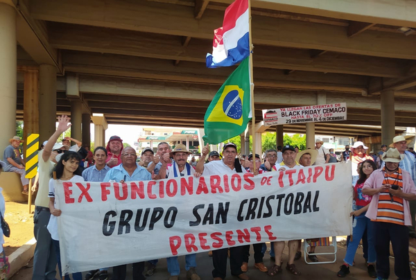 Abdo veta millonaria repartija a exobreros de Itaipú