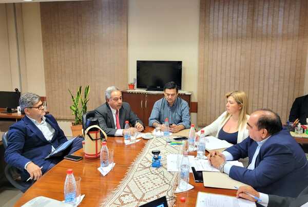 Diario HOY | MOPC pide USD 34 millones para terminar oficinas de Gobierno