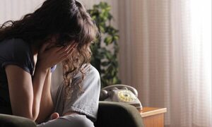 A mordidas atacó a su ex porque no le quiso besar y le arrancó parte de los labios