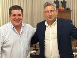 Diputados destituyen a gobernador de Guairá, Juan Carlos Vera, por serios indicios de corrupción - Política - ABC Color