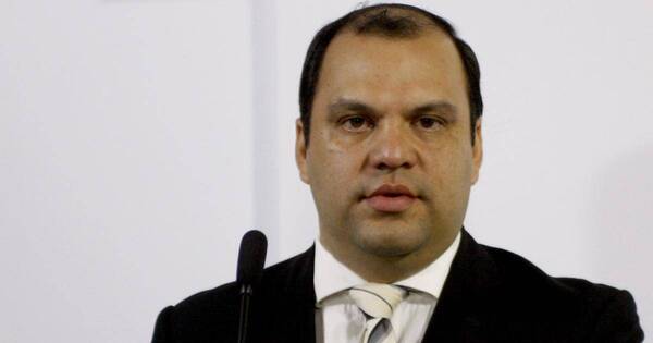 La Nación / Diputada denuncia al ministro Mario Varela por politizar las ollas populares