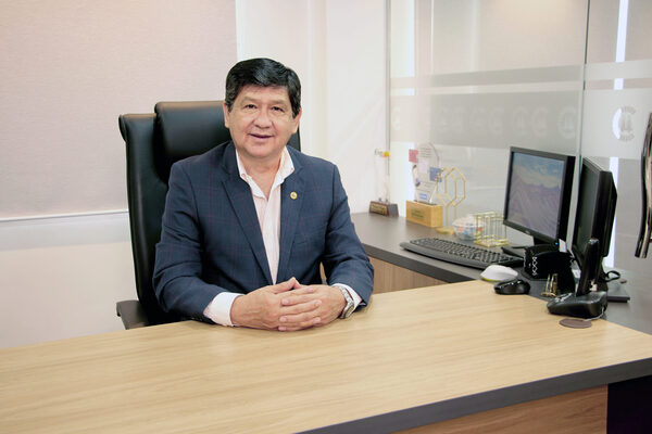 Cooperativa Medalla Milagrosa aporta en salud y educación - Revista PLUS