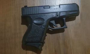 Arrestan a motochorro que robaba con pistola de juguete frente a un colegio - OviedoPress