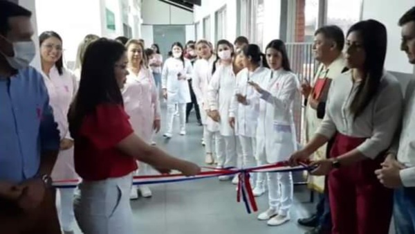 Inauguran reformas del laboratorio clínico del Hospital Regional - Radio Imperio