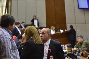 Diputados aprueban destitución de gobernador de Guairá - Radio Imperio