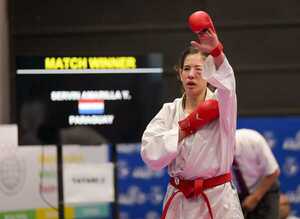 ¡Hermanas Servín logran plata y bronce para Paraguay en karate! - Unicanal