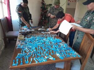 Concepción: incautan drogas, cuchillos, balanzas y celulares en pabellón del PCC   - Policiales - ABC Color