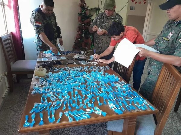 Concepción: incautan drogas, cuchillos, balanzas y celulares en pabellón del PCC - Policiales - ABC Color
