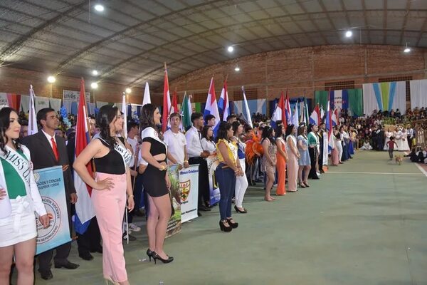 Magnífico acto inaugural de las olimpiadas interinstitucionales de San Juan Nepomuceno - Nacionales - ABC Color