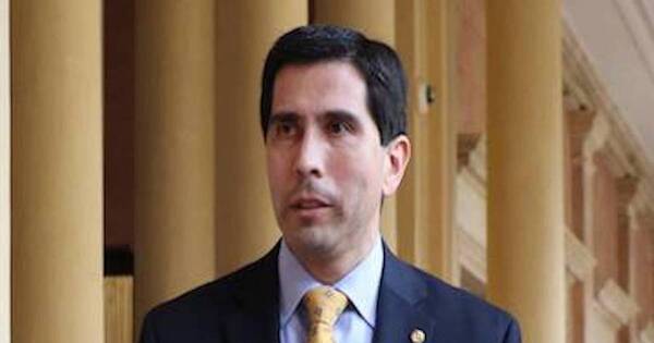La Nación / Reforma a la ley policial es necesaria, sostiene ministro del Interior