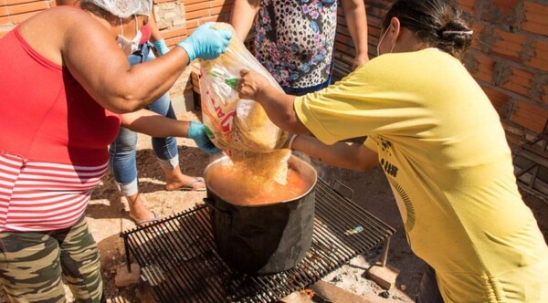Ministerio no cumple ley sobre comedores y ollas populares reducen platos de comida